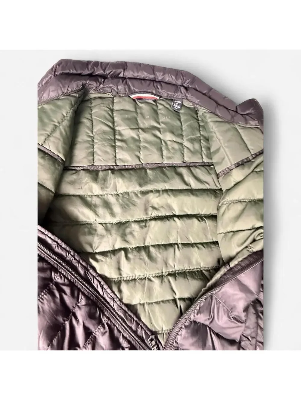 Tommy Hilfiger  Ultra Sft lightweight packable puffer black with green lining
